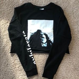 Black long sleeve crop top